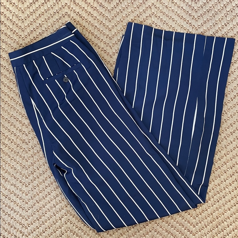 Ralph Lauren Lauren - Wide Legged Flowy Vertical Striped Pants - Navy White 6